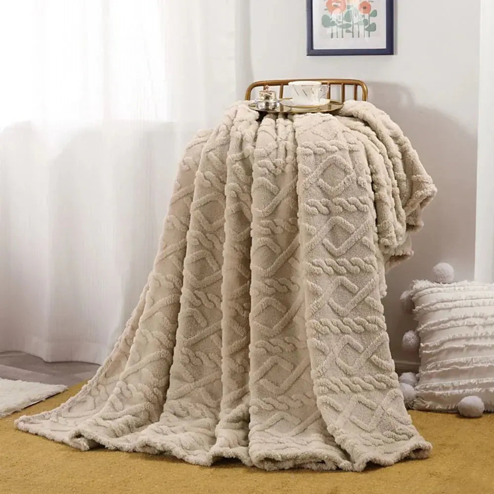 Double-Sided Ruched Faux Fur Throw Blanket in Stretch Microfiber | Textured Throw for Sofa and Bed | Throw Blankets