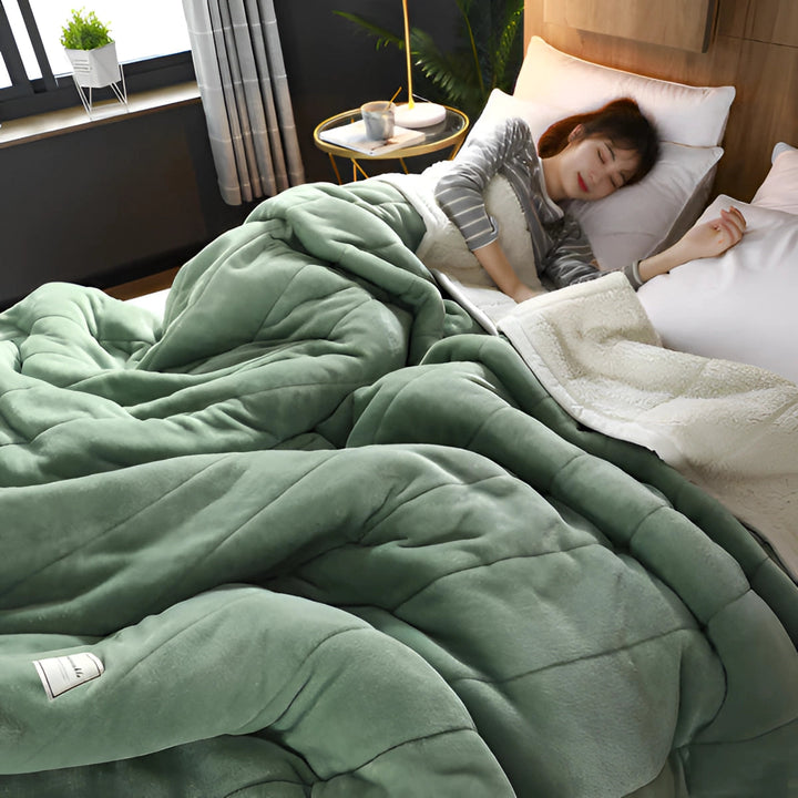 Sherpa Fleece Weighted Blanket in Four Sizes and Six Colours | Weighted Sherpa Warmth for Cold Nights | Weighted Blankets