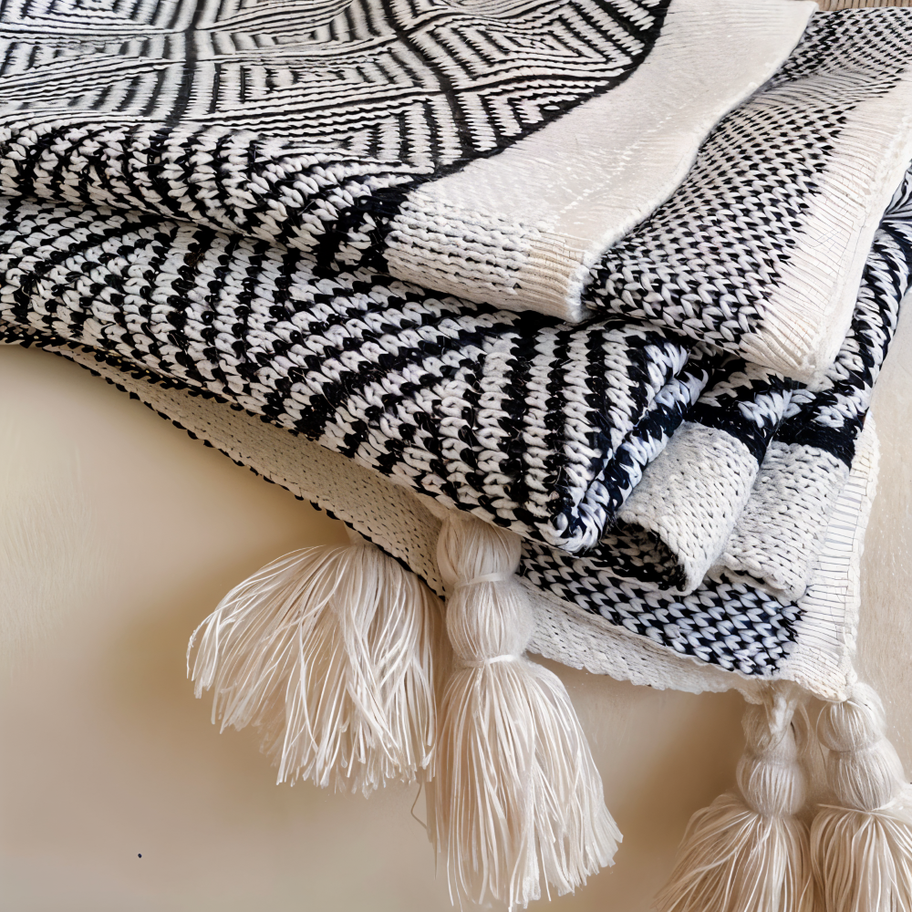 Black and White Geometric Fleece Blanket for Sofa and Bed | Geometric Fleece for Modern Rooms | Fleece Blankets