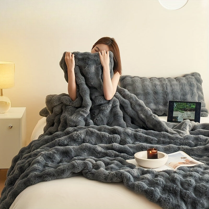 Reversible Plush Faux Fur Fleece Throw in Beige Tones | Reversible Plush Warmth in Neutrals | Throw Blankets