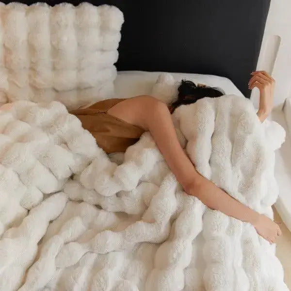 Fluffy Bubble Texture Winter Blanket for Sofa and Bed | Fluffy Bubble Texture Warmth | Throw Blankets