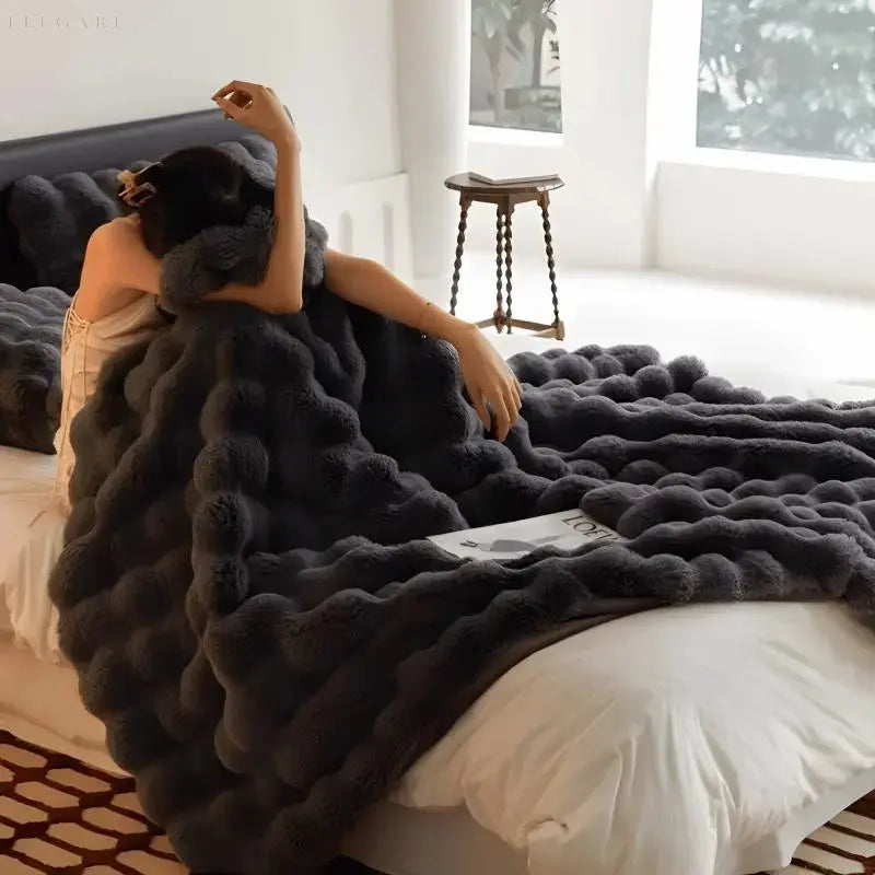 Fluffy Bubble Texture Winter Blanket for Sofa and Bed | Fluffy Bubble Texture Warmth | Throw Blankets