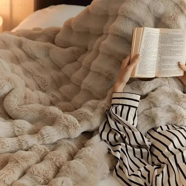 Fluffy Bubble Texture Winter Blanket for Sofa and Bed | Fluffy Bubble Texture Warmth | Throw Blankets