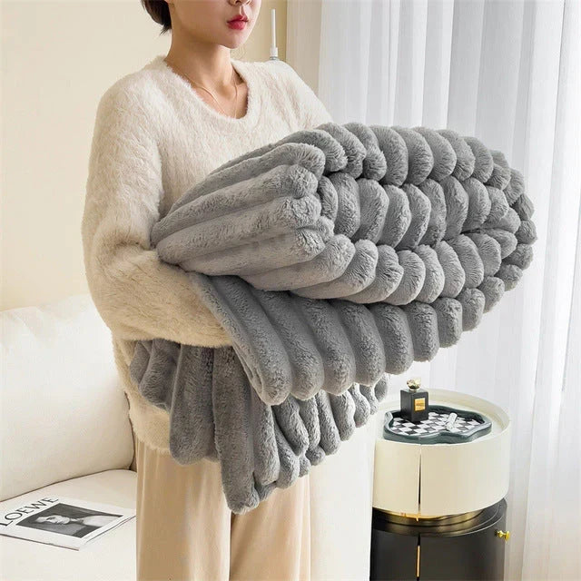 Stylish Dense Faux Fur Throw Blanket in Five Colours, Lightweight and Plush | Dense Faux Fur Without the Weight | Throw Blankets