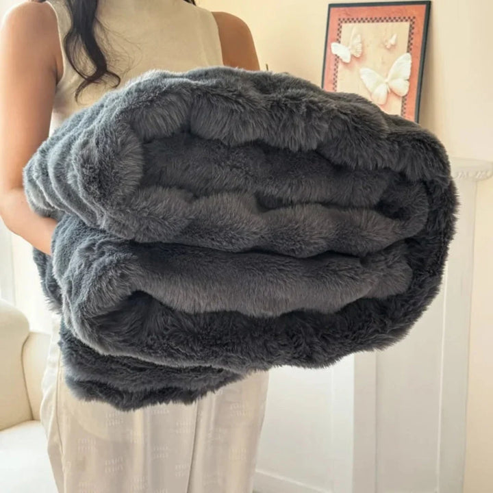 Long-Pile Faux Fur Throw with Dense Knitted Backing | Plush Faux Fur Drape | Throw Blankets