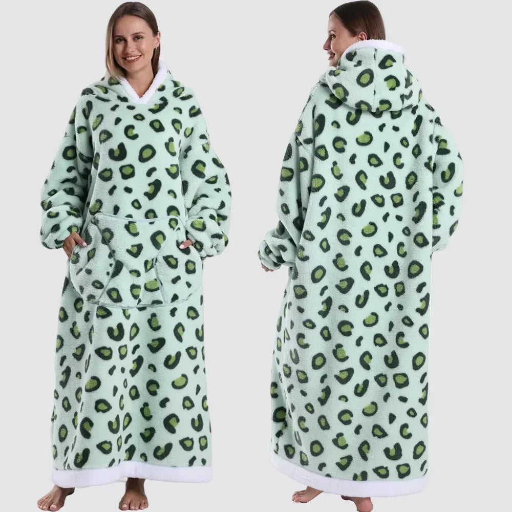Oversized Hooded Blanket in Double-Brushed Fleece with Pouch Pocket | Full-Length Hooded Fleece Comfort | Wearable Blankets