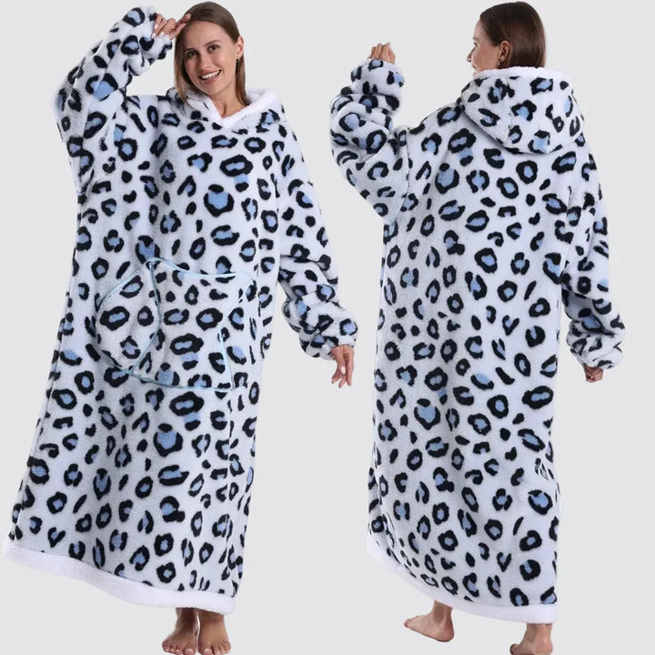 Oversized Hooded Blanket in Double-Brushed Fleece with Pouch Pocket | Full-Length Hooded Fleece Comfort | Wearable Blankets