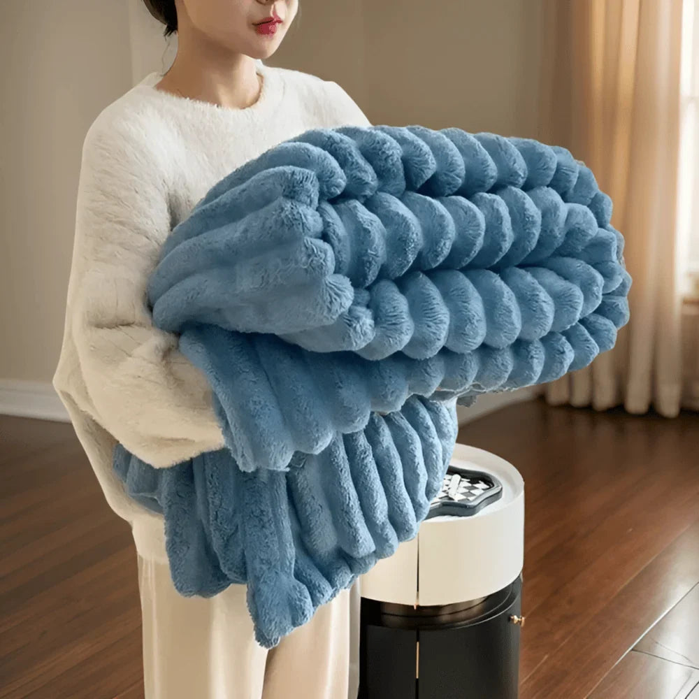 Brushed Double-Sided Fleece Throw Blanket, Anti-Pill and Lightweight | Light, Soft Fleece Warmth | Throw Blankets