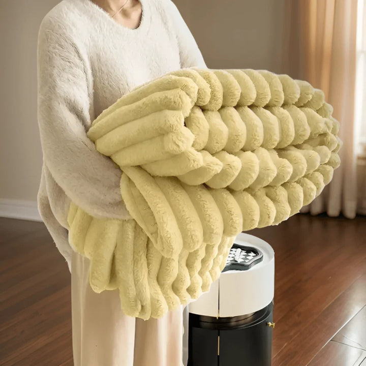 Brushed Double-Sided Fleece Throw Blanket, Anti-Pill and Lightweight | Light, Soft Fleece Warmth | Throw Blankets