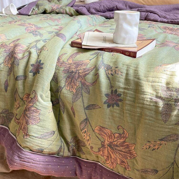 Lightweight Quilted Cotton-Linen Throw Blanket with Retro Floral Jacquard | Retro Floral Quilted Summer Throw | Throw Blankets