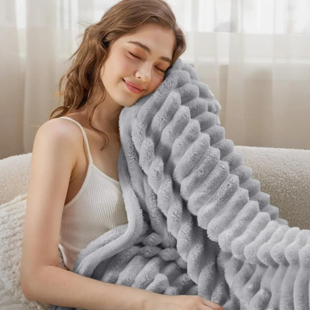 Oversized Textured Plush Throw Blanket for Full Adult Coverage | Oversized Plush Throw That Covers You | Throw Blankets