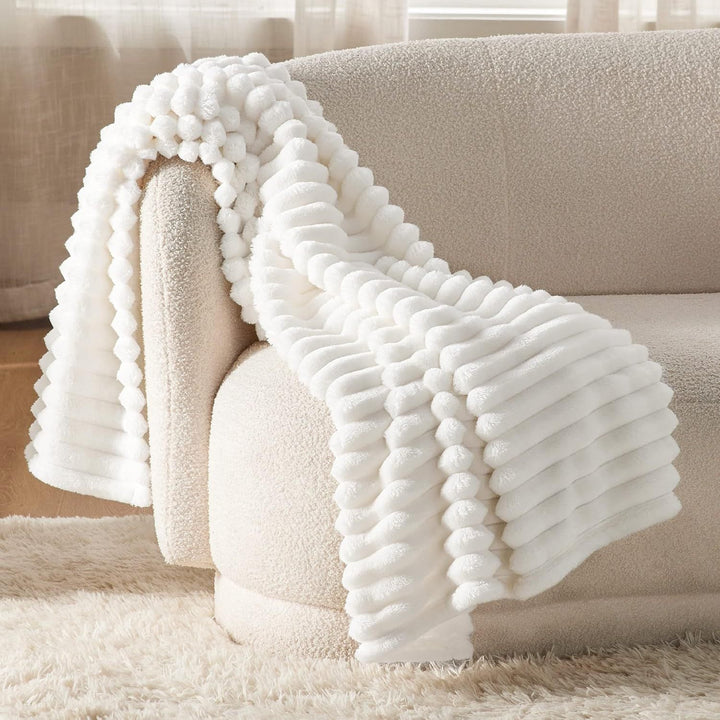 Cozy Plush Throw Blanket in Five Colours and Extra Large Size | Plush Choices from Small to XL | Throw Blankets