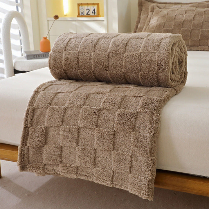 Honeycomb Pattern Plaid Blanket for Couch Bed and Picnics | Honeycomb Comfort for Every Room | Throw Blankets