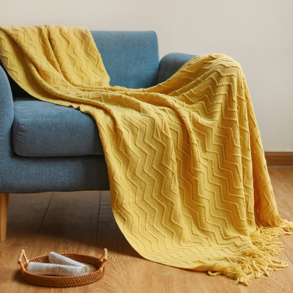 Zigzag Pattern Textured Throw Blanket in Beige and Ocean Blue | Zigzag Texture for Cosy Evenings | Throw Blankets
