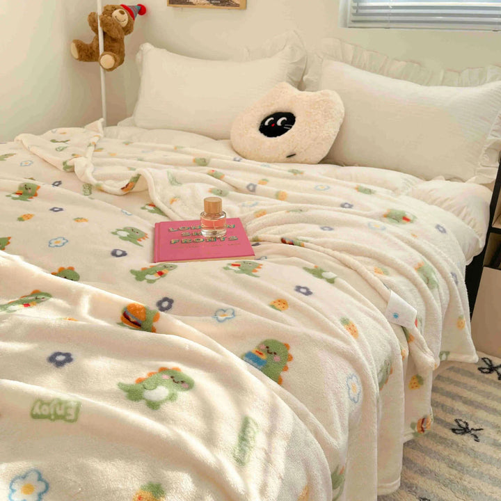 Cloud Velvet Milk Velvet Blanket for Office, Dorm and Bedroom | Cloud-Soft Velvet Cover Blanket | Fleece Blankets