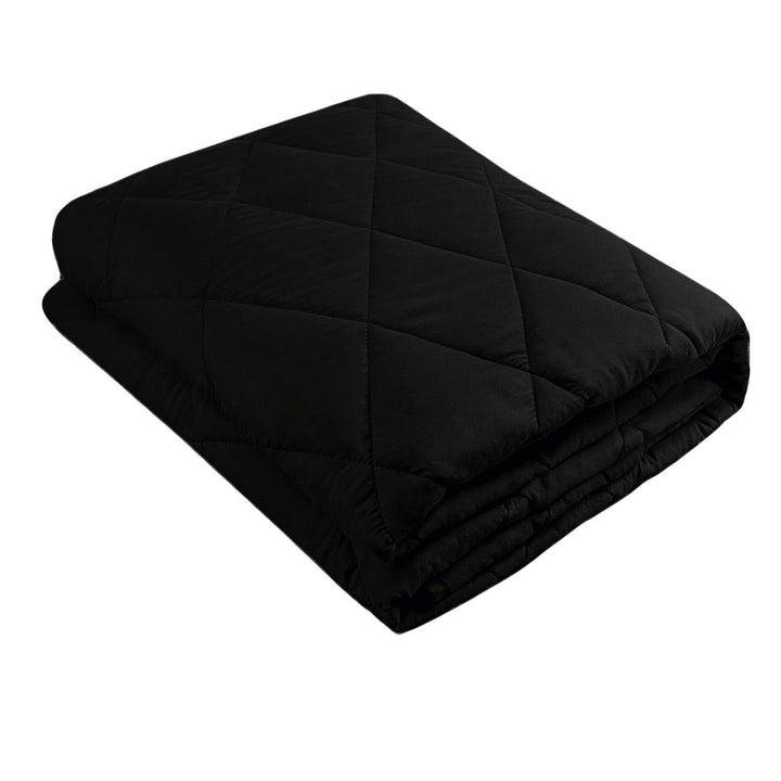 Plush Quilted Blanket in Classic Diamond Pattern for Bed, Sofa and Travel | Plush Quilted Warmth All Year | Throw Blankets