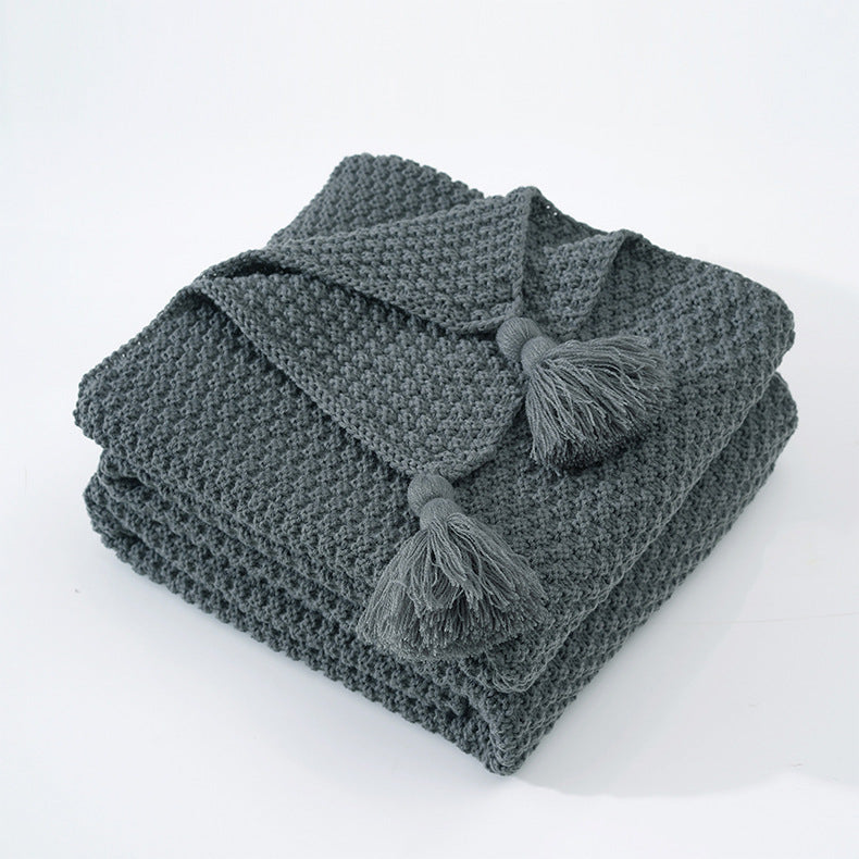 Cozy Woven Throw Blanket with Tassel Edges in Five Colours | Woven Softness with Tassel Edges | Throw Blankets