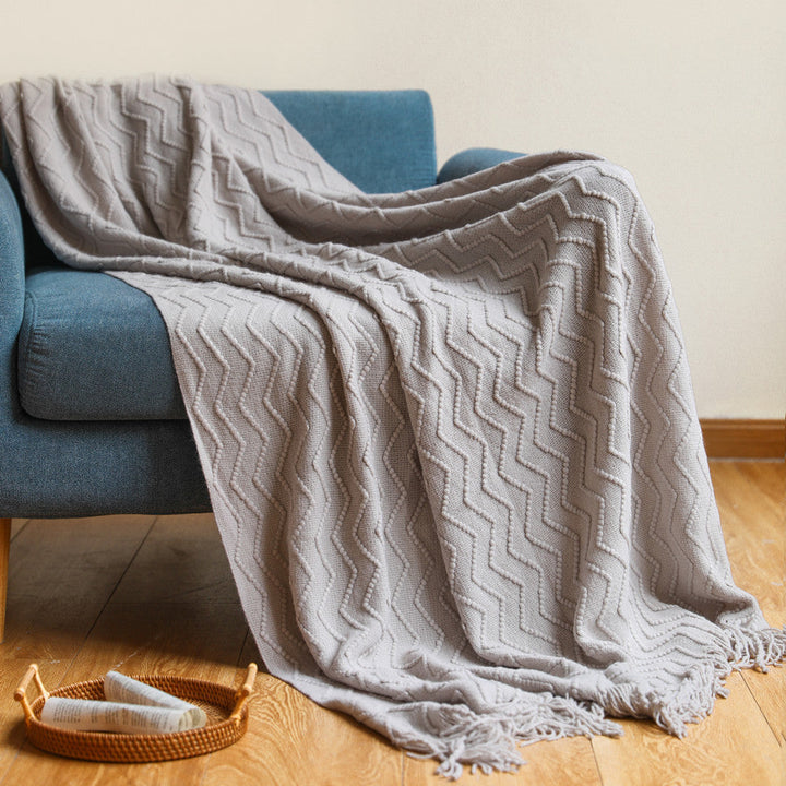 Zigzag Pattern Textured Throw Blanket in Beige and Ocean Blue | Zigzag Texture for Cosy Evenings | Throw Blankets