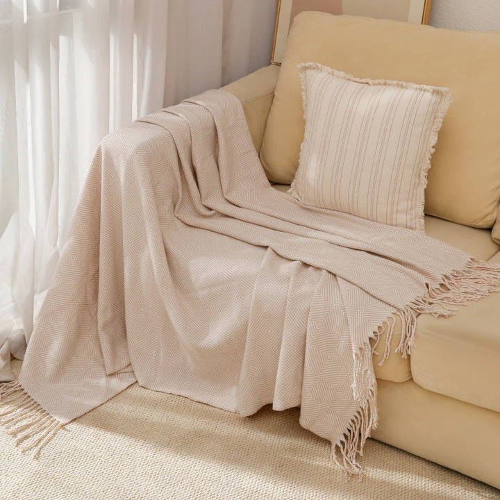 Decorative Geometric Woven Throw Blanket for Sofa and Bed | Modern Geometric Woven Warmth | Throw Blankets