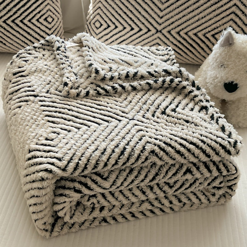 Geometric Pattern Decorative Throw Blanket for Bed and Sofa | Geometric Pattern Comfort | Throw Blankets