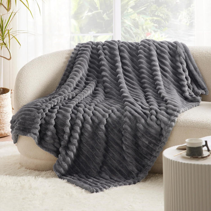 Cozy Plush Throw Blanket in Five Colours and Extra Large Size | Plush Choices from Small to XL | Throw Blankets
