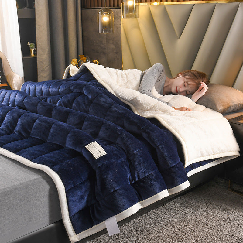 Luxury Flannel Fleece Winter Blanket in Six Colours and Four Sizes | Heat-Holding Winter Fleece | Fleece Blankets