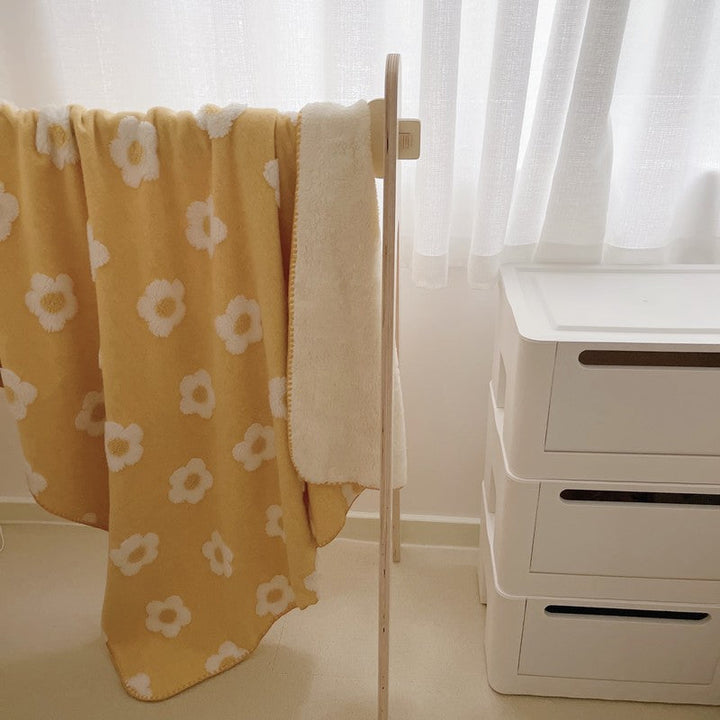 Cotton Floral Blanket for Adults and Kids in Sunflower | Cheerful Cotton Warmth for Everyone | Throw Blankets