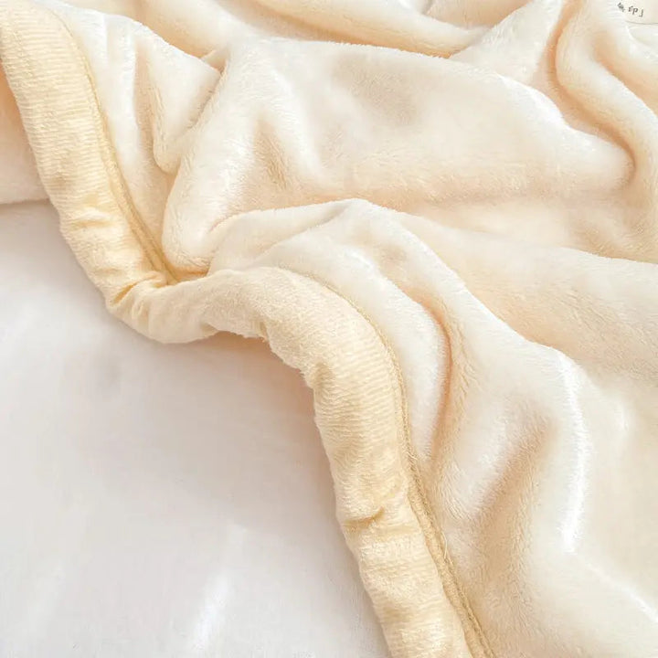 Soft Milk Velvet Flannel Blanket for Winter Home Comfort | Milky-Soft Winter Comfort | Fleece Blankets