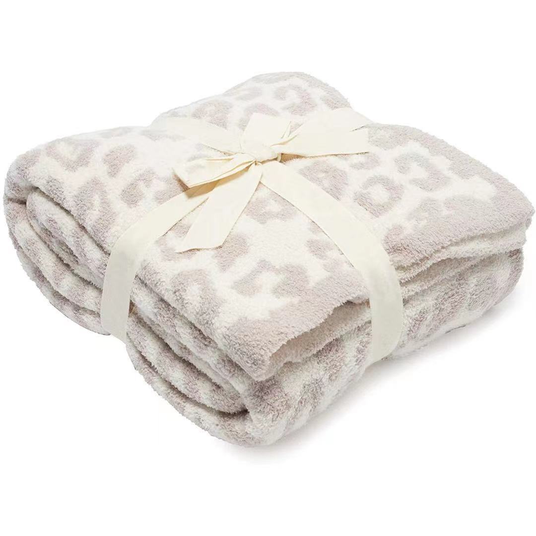 Luxury Soft Leopard Print Plush Throw Blanket for Sofa | Leopard Print Plush Comfort | Throw Blankets