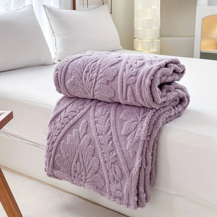 Geometric Jacquard Fleece Throw Blanket in Eight Colours, Four Sizes | French Style Fleece, Soft and Washable | Throw Blankets