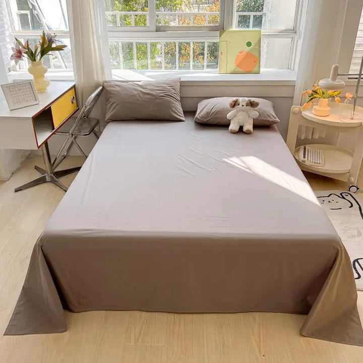 3-Piece Cotton Flat Sheet and Pillowcase Set in Soft Colours | Soft Cotton Layer for Your Bed | Bedding Sets