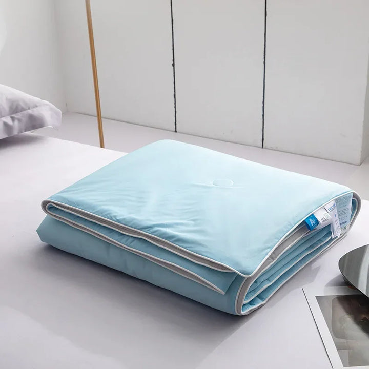 Cooling Comforter for Hot Sleepers, Lightweight and Reversible | Cool Touch for Warm Nights | Comforters