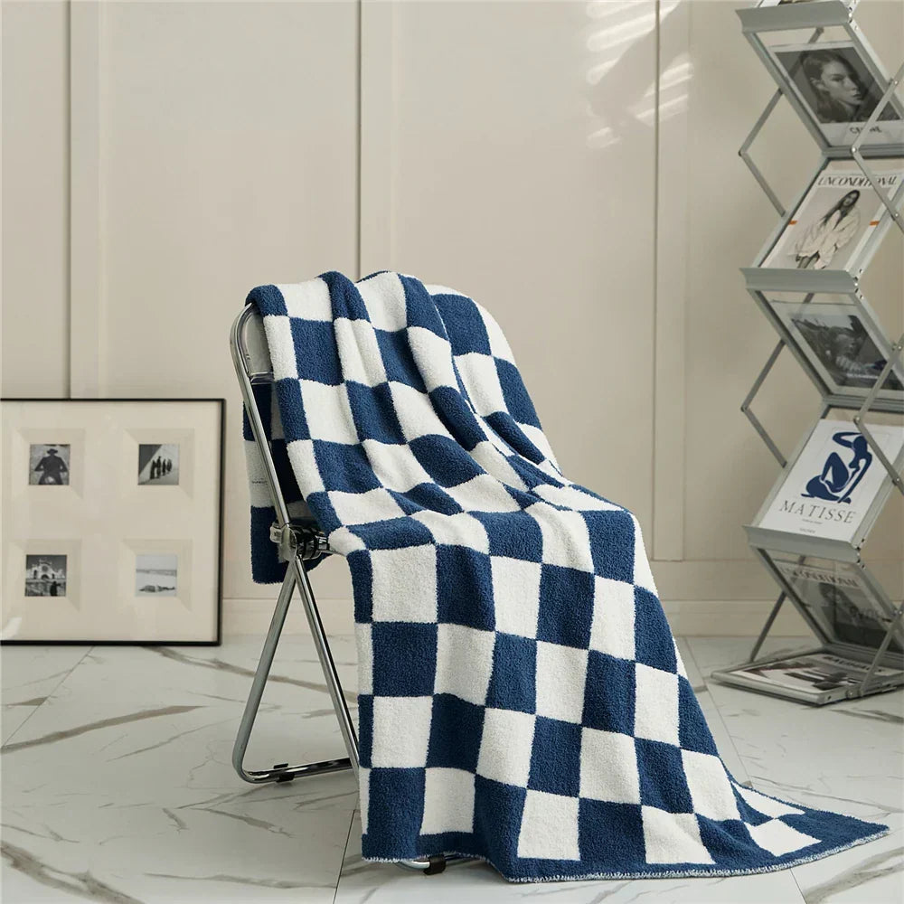 Soft Plush Navy Blue Throw Blanket for Snuggling All Year Round | Plush Navy Throw for Calm Interiors | Throw Blankets