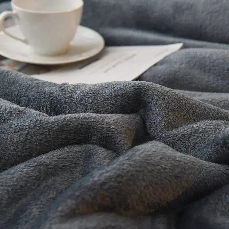 Double-Sided Sherpa Quilt Cover Throw Blanket for Winter | Plush Sherpa Warmth, Two Sides | Throw Blankets