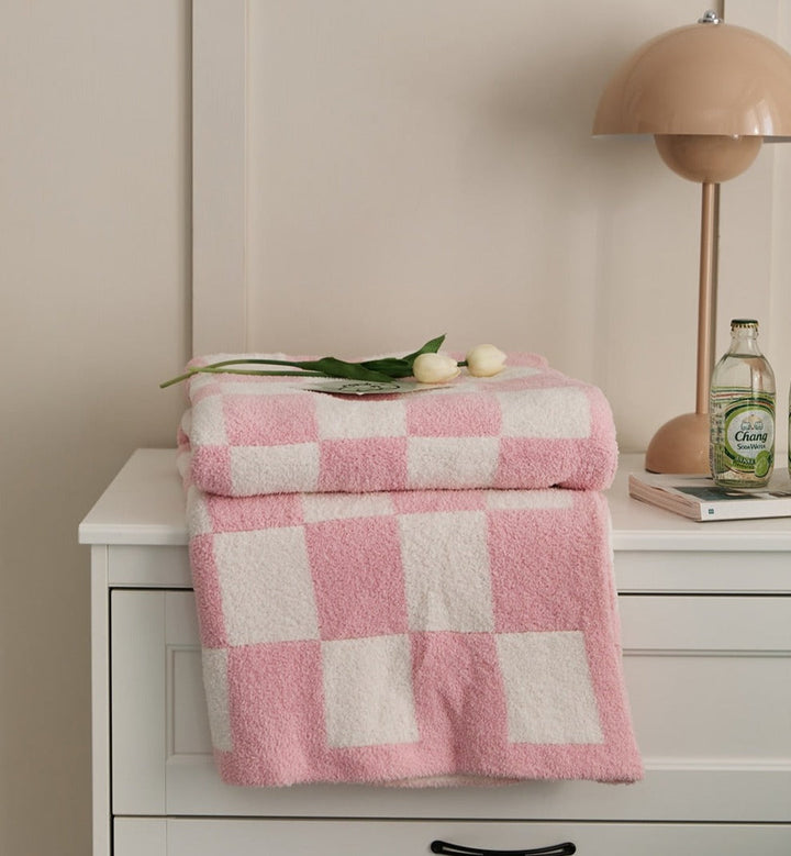 Colourful Checkerboard Polyester Throw Blanket in Three Sizes | Colourful Checks for Cosy Rooms | Throw Blankets