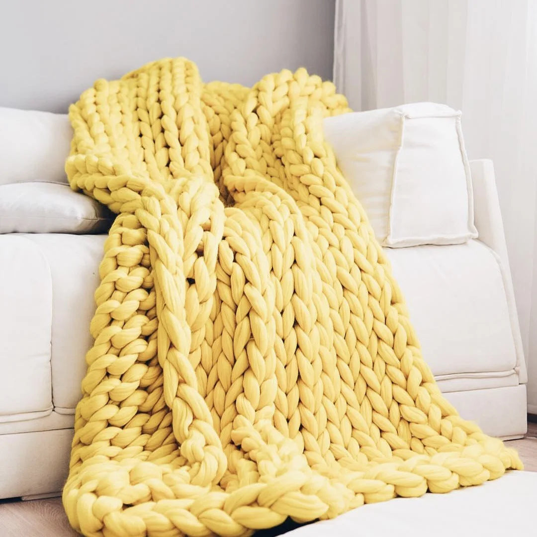 Chunky Knit Wool-Style Throw Blanket for Sofa and Bed in Six Colours | Chunky Knit Texture for Cold Days | Throw Blankets
