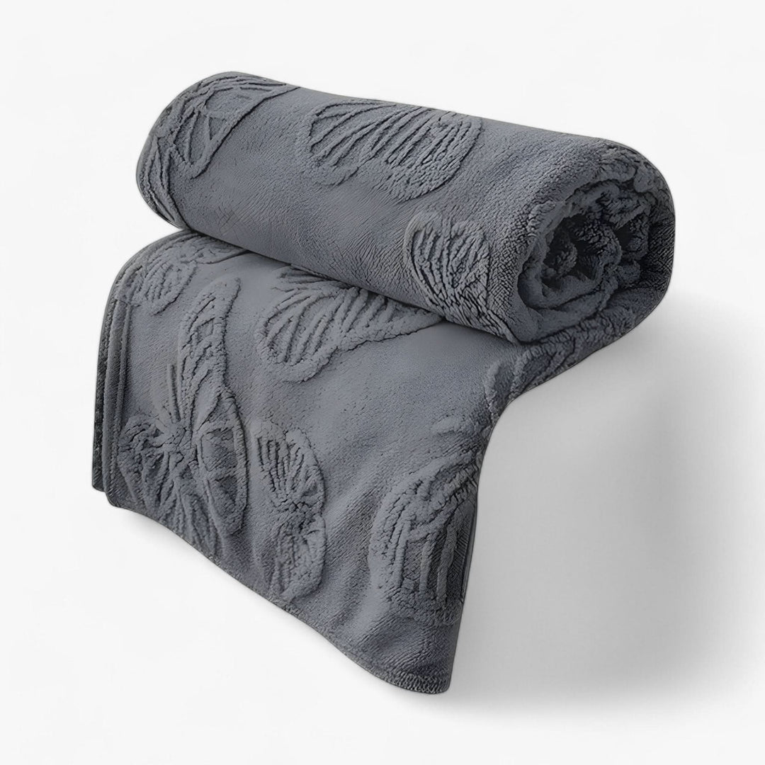 All-Season Soft Breathable Blanket in Solid Colours for Sofa and Bed | Cool in Summer, Cosy in Winter | Throw Blankets