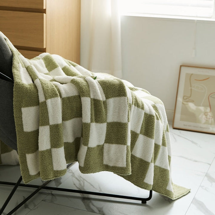 Colourful Checkerboard Polyester Throw Blanket in Three Sizes | Colourful Checks for Cosy Rooms | Throw Blankets