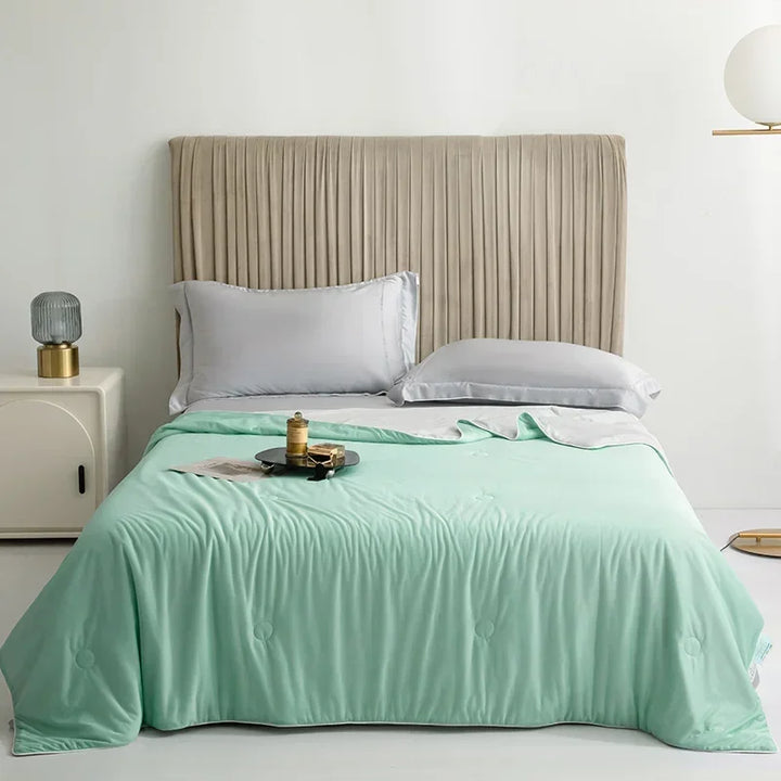 Cooling Comforter for Hot Sleepers, Lightweight and Reversible | Cool Touch for Warm Nights | Comforters