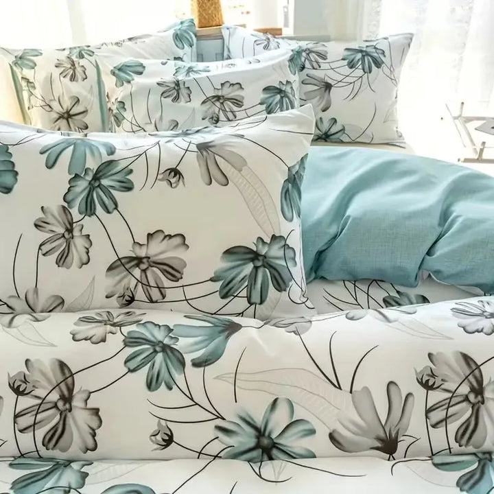 Pastoral Floral Duvet Set with Printed Three-Piece Design | Pastoral Floral Three-Piece Duvet Set | Duvet Sets