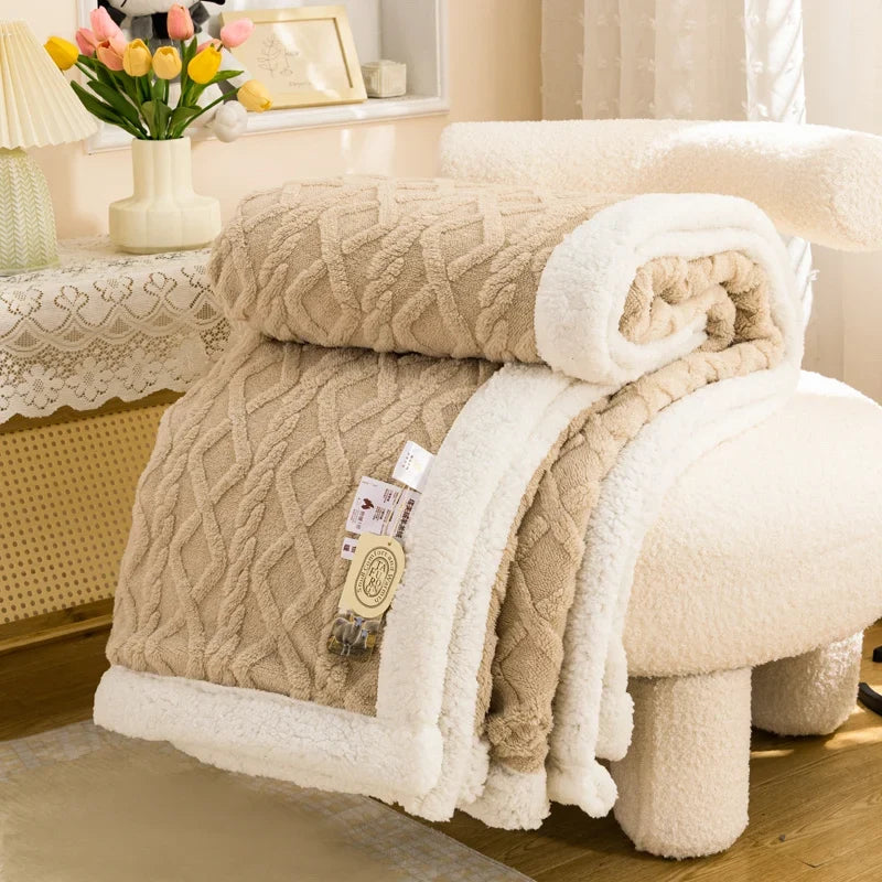 Textured Fleece Throw Blanket with Cosy Sherpa-Style Backing | Cosy Texture on Both Sides | Throw Blankets