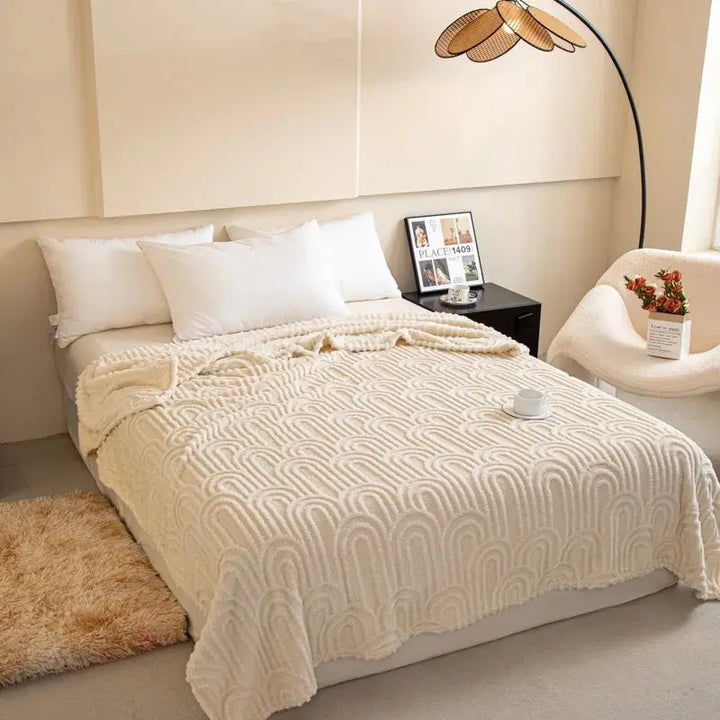 Roman Luxe Jacquard Column Pattern Plush Blanket for Sofa and Bed | Elegant Warmth for Sofa and Bed | Throw Blankets