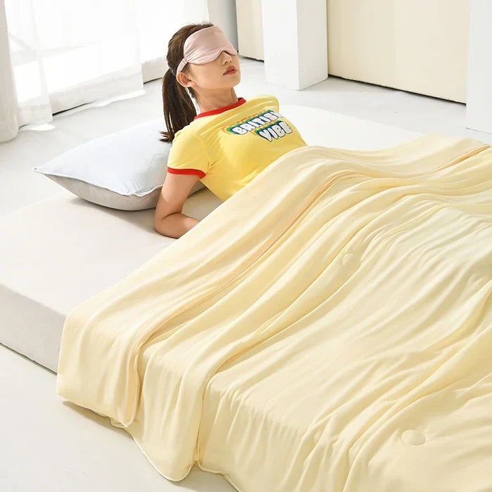 Cooling Comforter for Hot Sleepers, Lightweight and Reversible | Cool Touch for Warm Nights | Comforters