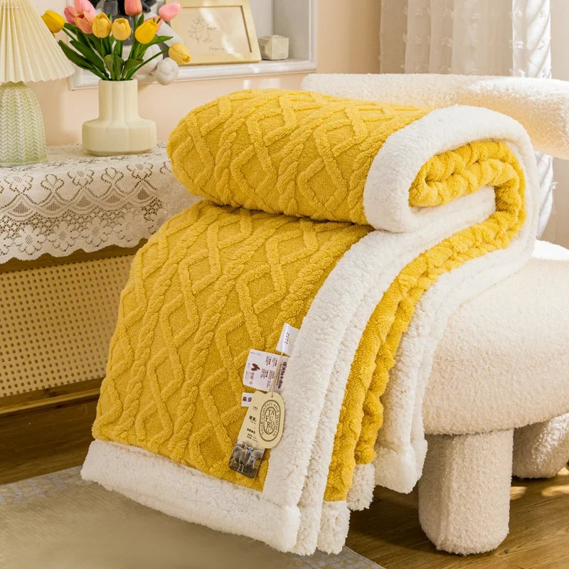 Textured Fleece Throw Blanket with Cosy Sherpa-Style Backing | Cosy Texture on Both Sides | Throw Blankets
