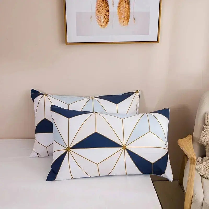 Modern Geometric Printed Duvet Cover Set with Two Pillowcases | Bold Geometric Bedroom Update | Duvet Cover Sets