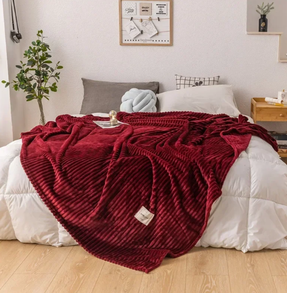 Cozy Flannel Blanket in Six Colours for Autumn and Winter | Soft Flannel for Snug Nights | Throw Blankets