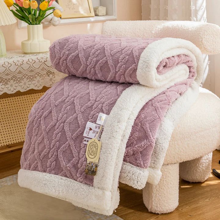 Textured Fleece Throw Blanket with Cosy Sherpa-Style Backing | Cosy Texture on Both Sides | Throw Blankets
