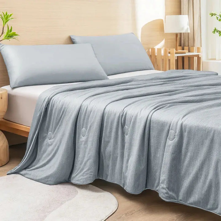Double-Sided Cooling Summer Blanket for Bed, Lightweight and Cool | Cool-Touch Blanket for Hot Nights | Cooling Blankets