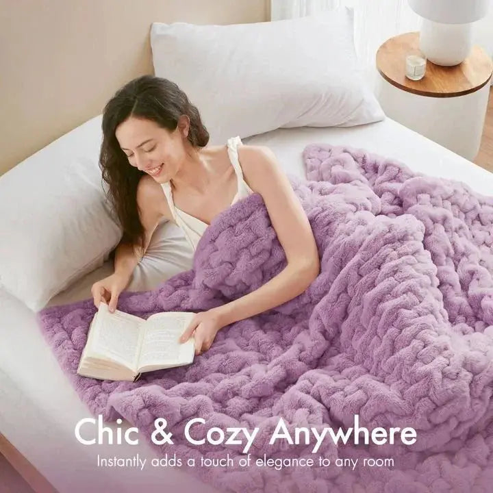 Double-Sided Ruched Faux Fur Throw Blanket in Stretch Microfiber | Textured Throw for Sofa and Bed | Throw Blankets