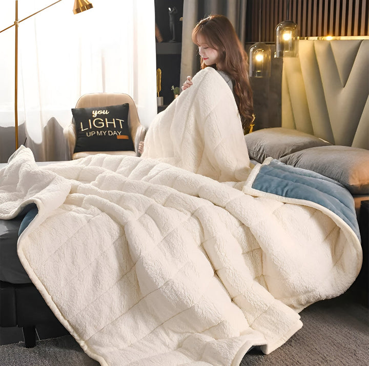 Luxe Super Soft Fleece Blanket in Four Sizes for Couch and Bed | Super Soft Fleece, Four Sizes | Fleece Blankets